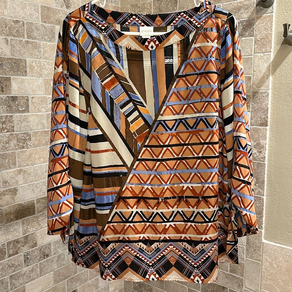 Chico’s Aztec Tribal Print Long Sleeve Pullover Blouse Size 2 (Large)